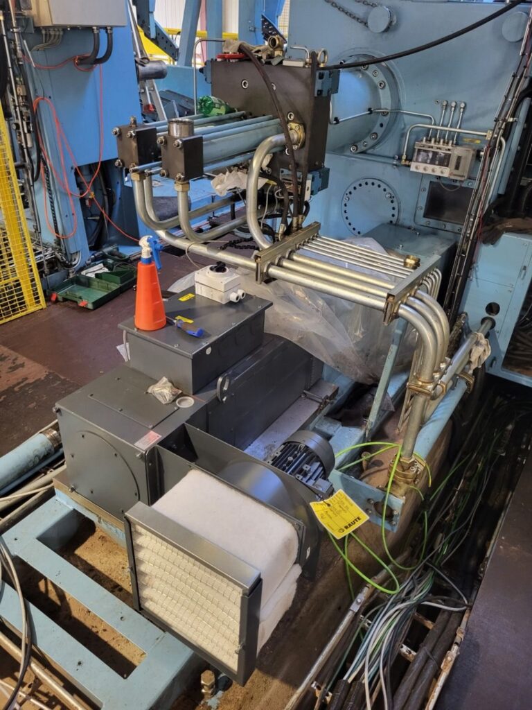 Organes de la dérouleuse Raute pendant la modernisation